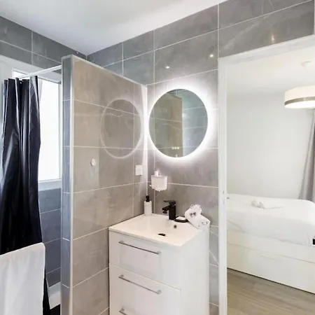 Cosy Moon 3p, Wifi, Climatise, 6 Pers, Classe 3 Etoiles Cannes