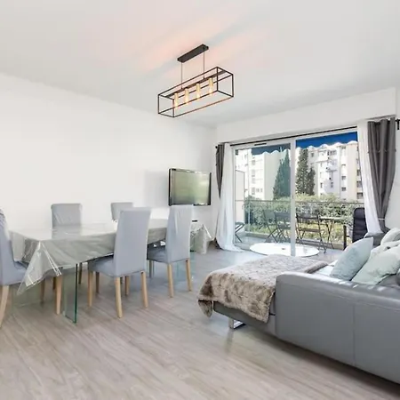 Cosy Moon 3p, Wifi, Climatise, 6 Pers, Classe 3 Etoiles Cannes